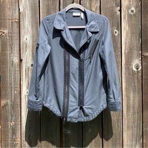 Leith long sleeve zippered top size XS